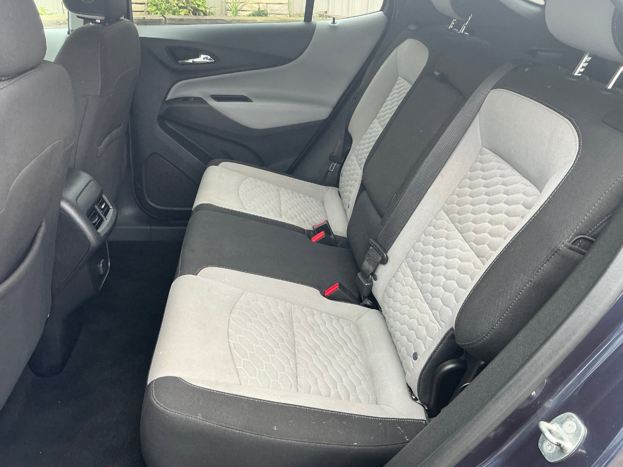 Used 2018 Chevrolet Equinox LT image 13