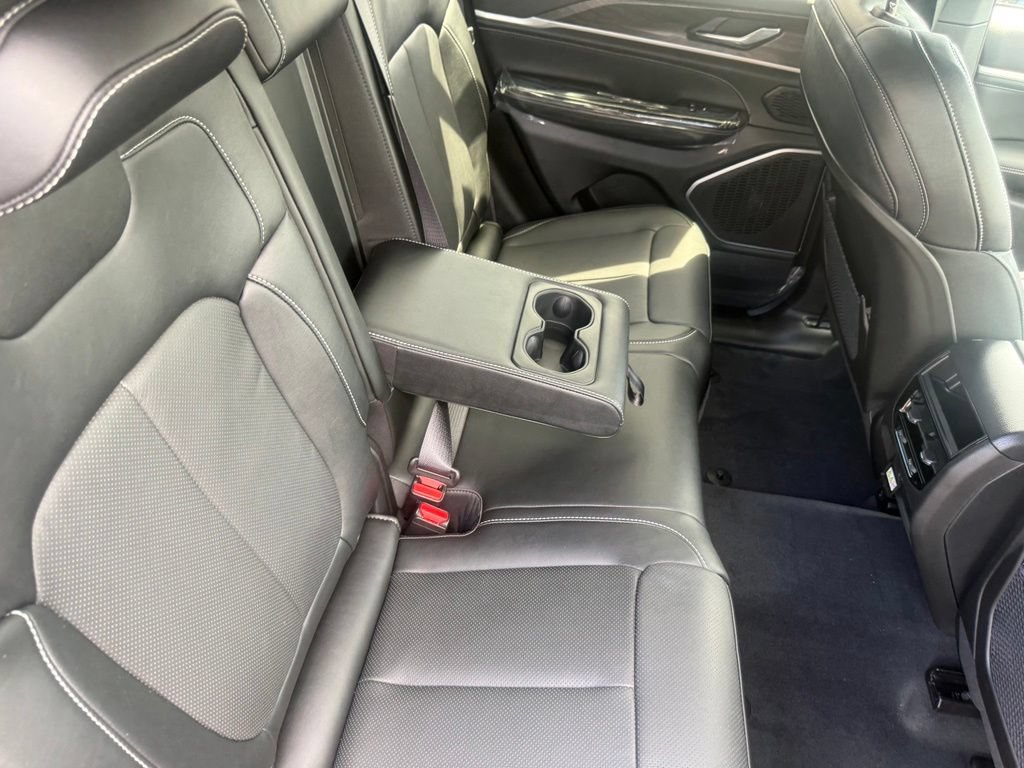 New 2026 Jeep Grand Cherokee Limited AWD/4WD image 48