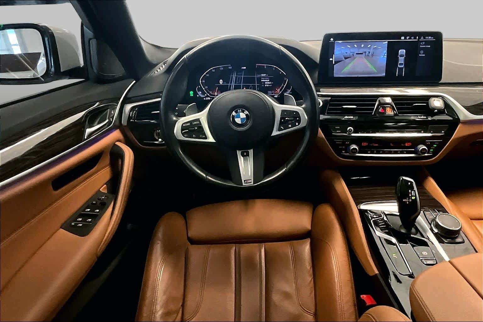 Used 2023 BMW 530i w/ M Sport Package RWD image 5