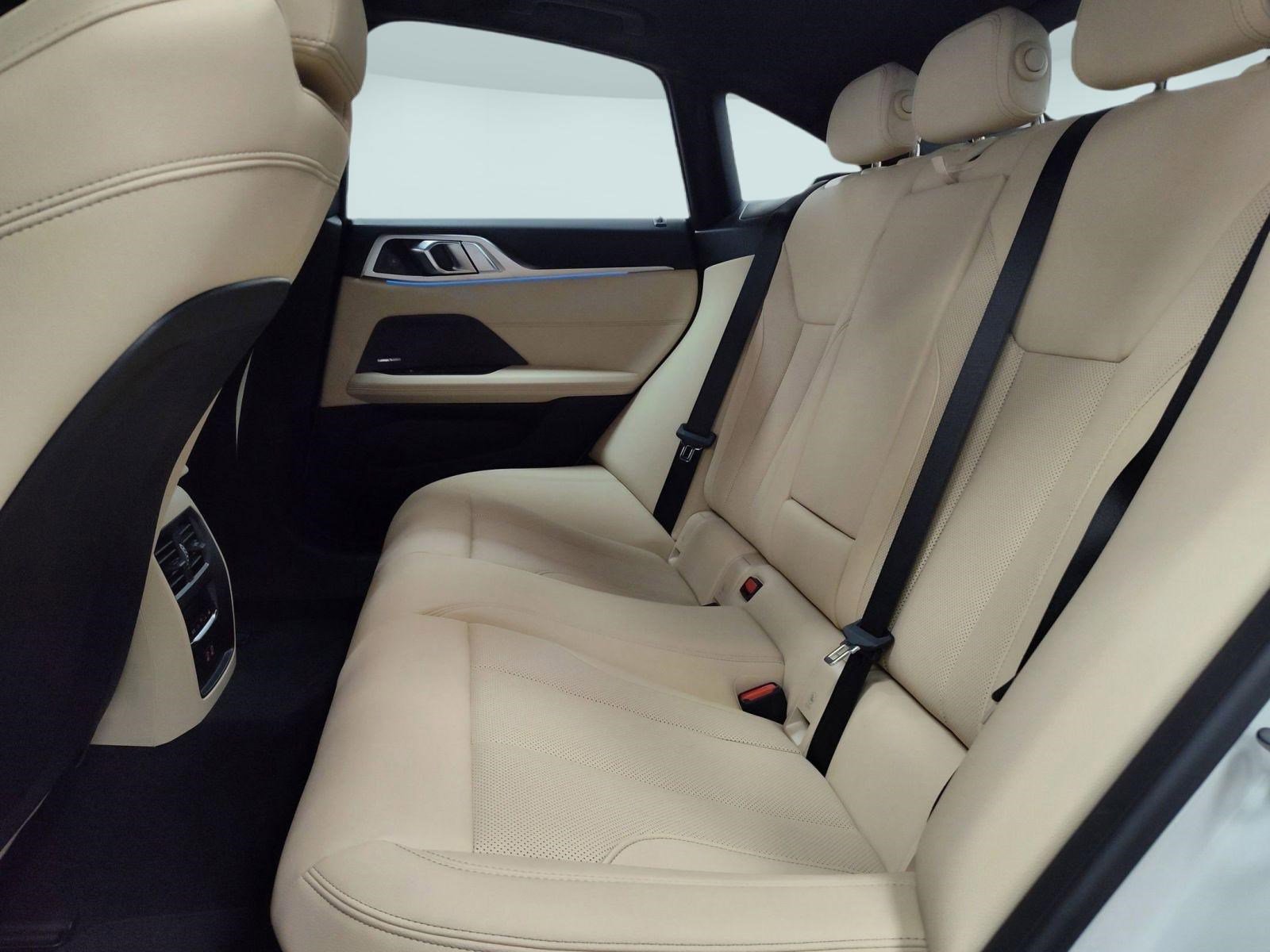 Used 2025 BMW i4 xDrive40i w/ Premium Package image 22