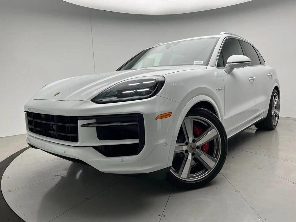 New 2026 Porsche Cayenne S image 1