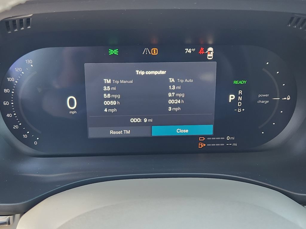 New 2026 Volvo XC60 T8 Ultra w/ Protection Package Premier AWD/4WD image 7