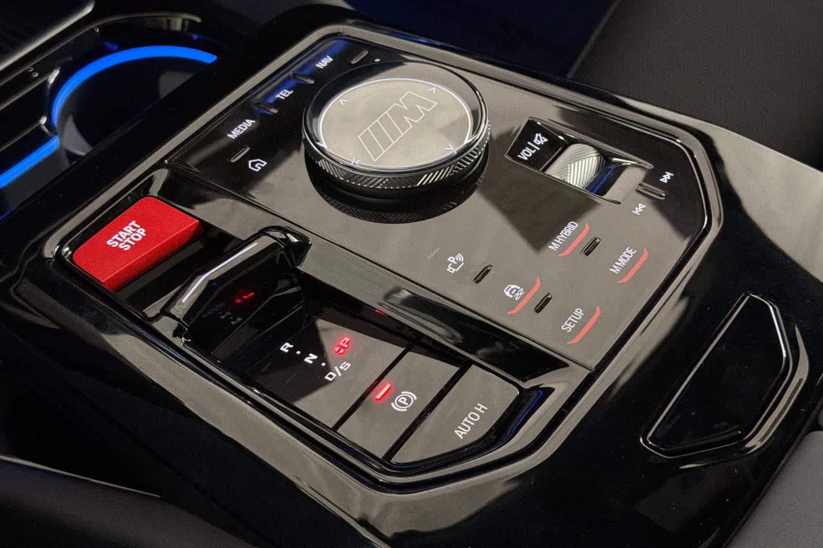 New 2026 BMW M5 w/ Executive Package image 21