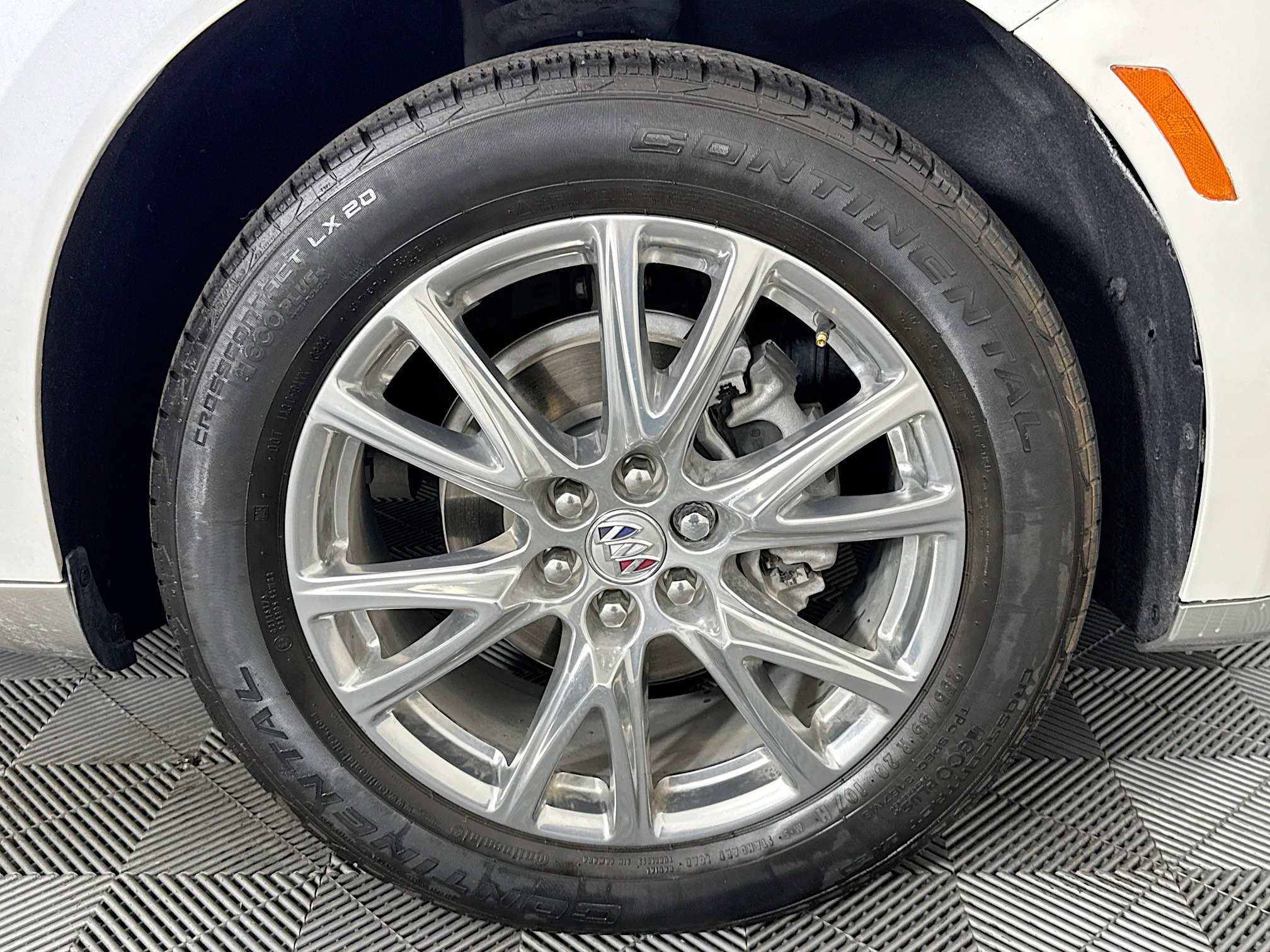 Used 2023 Buick Enclave Essence w/ Experience Buick Package FWD image 52