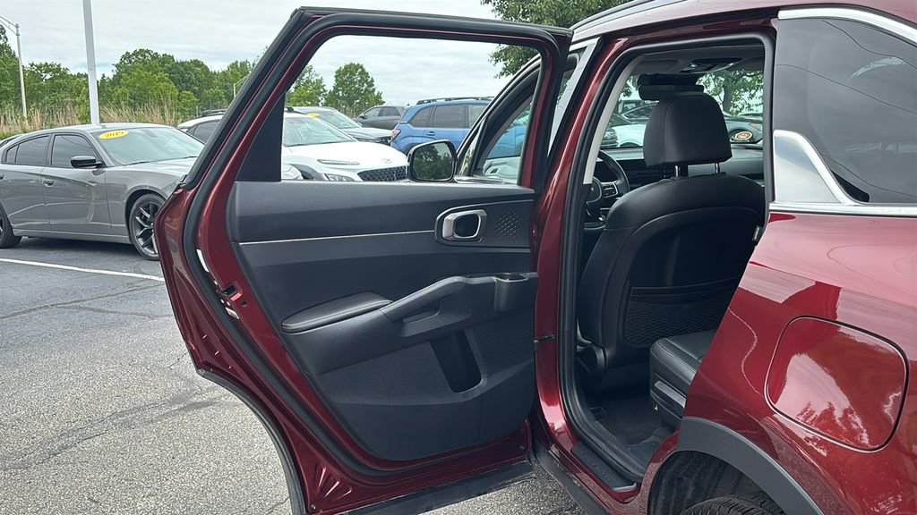 Used 2024 Kia Sorento S w/ Panoramic Sunroof Package AWD/4WD image 27