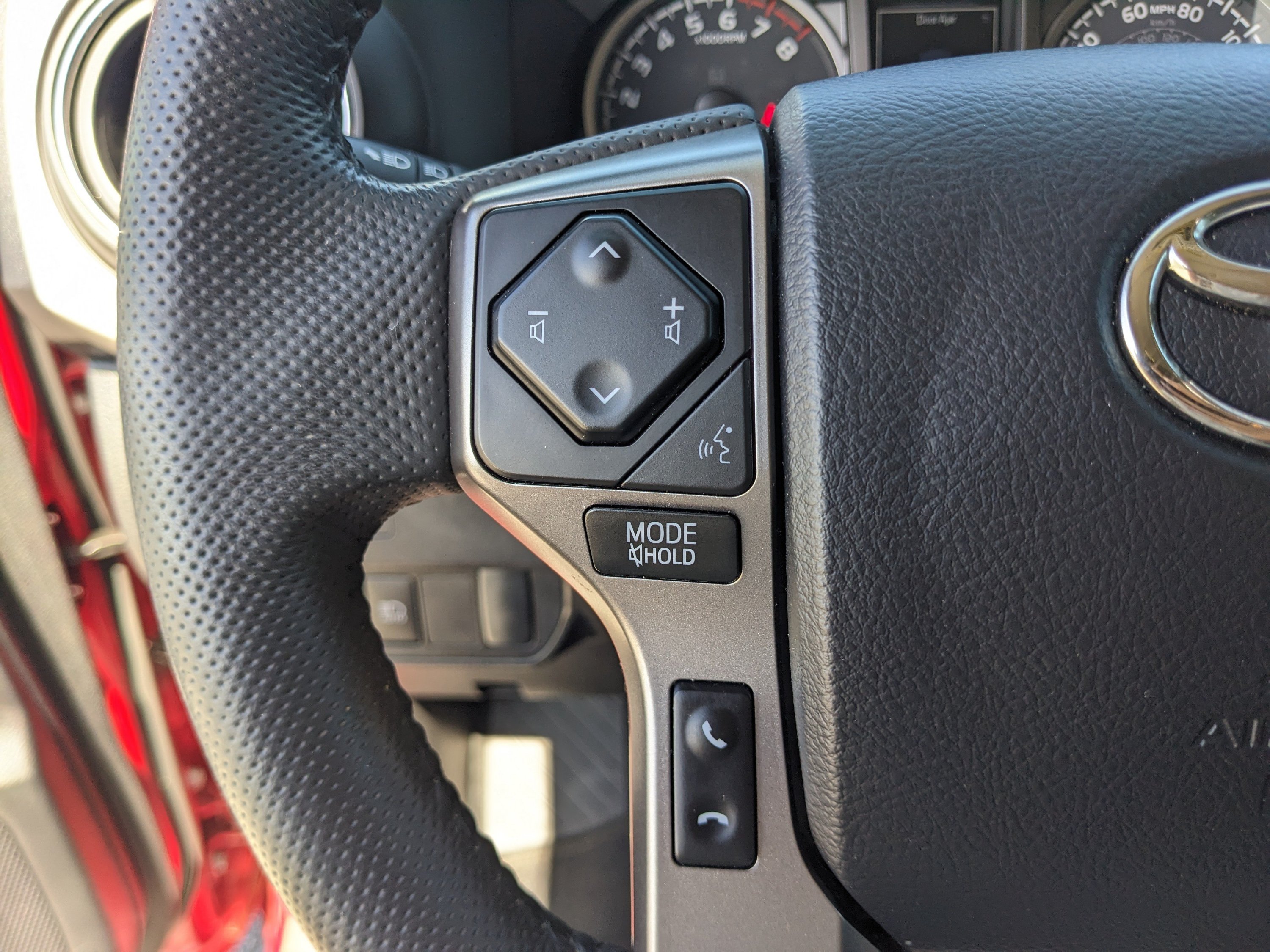 Used 2023 Toyota Tacoma SR5 RWD image 31