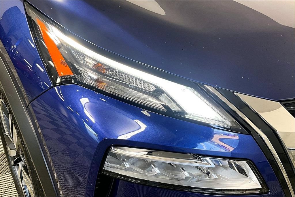 Used 2023 Nissan Rogue SL w/ SL Premium Package FWD image 28