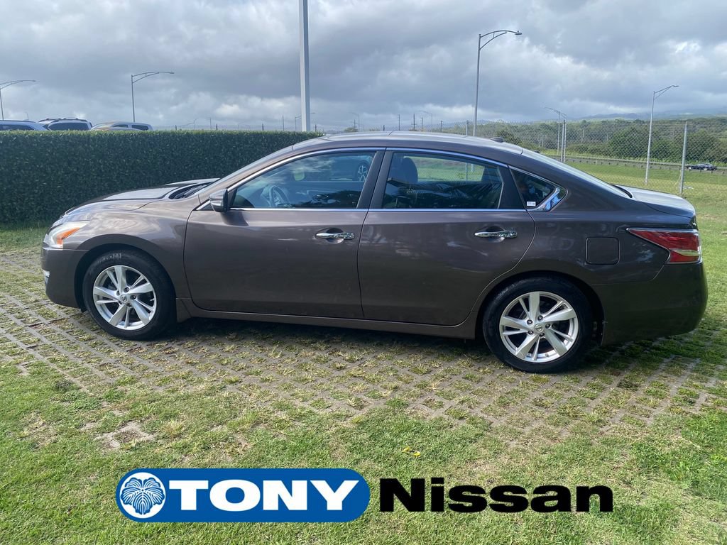Used 2014 Nissan Altima 2.5 SV w/ Convenience Package FWD image 4