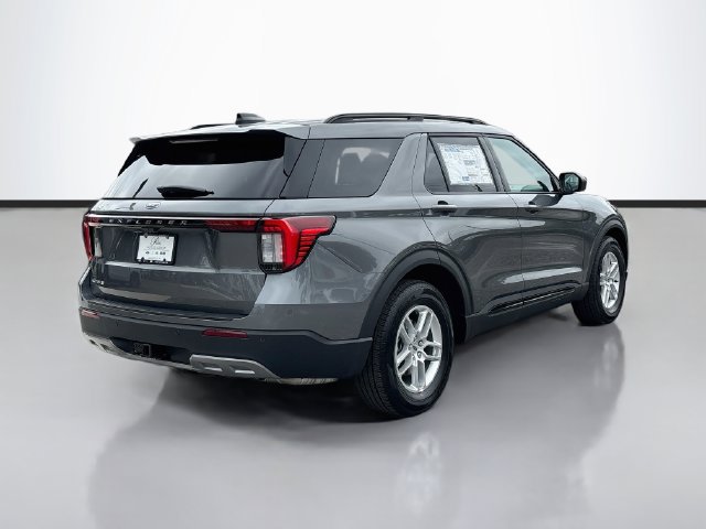New 2026 Ford Explorer Active w/ Active Comfort Package RWD image 7