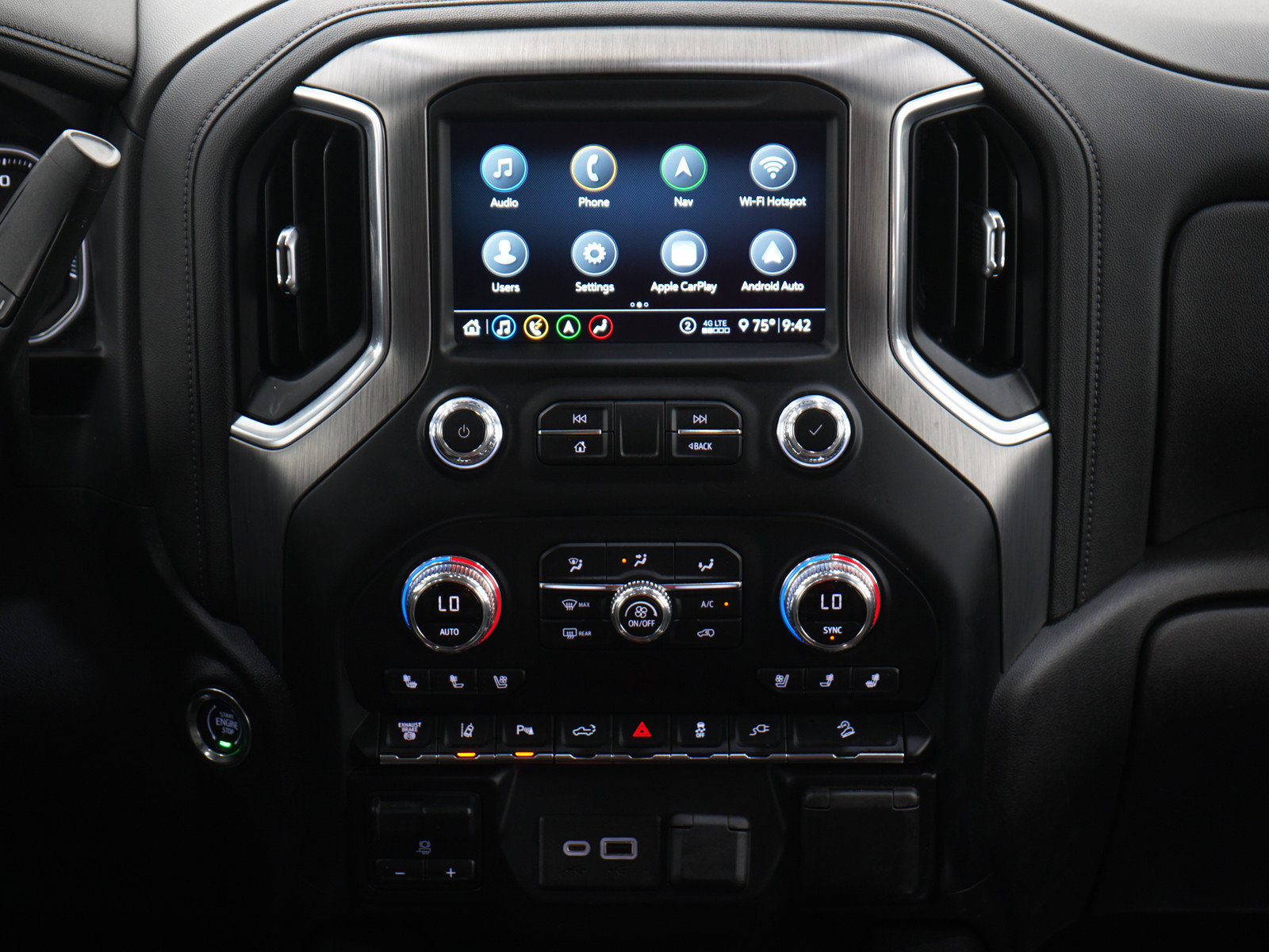 Used 2020 GMC Sierra 2500 Denali w/ Denali Ultimate Package AWD/4WD image 17