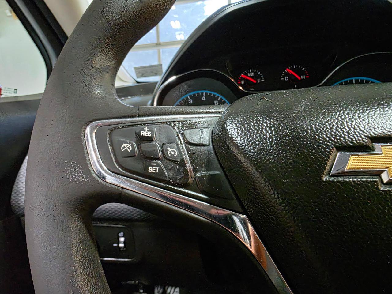 Used 2016 Chevrolet Cruze LT FWD image 26