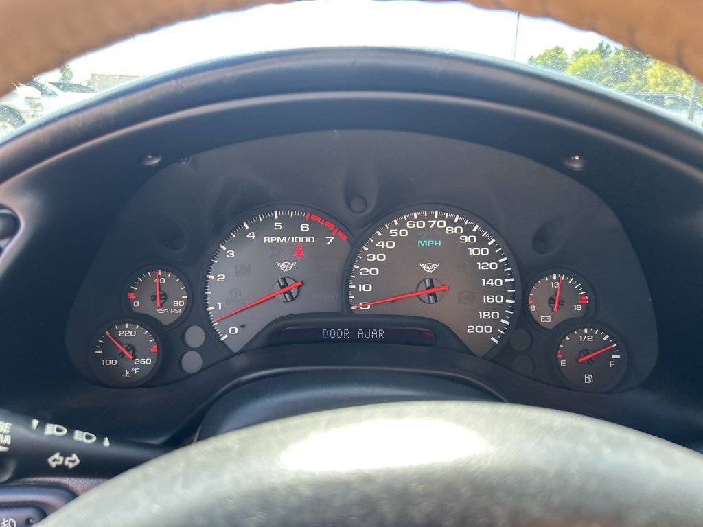 Used 2001 Chevrolet Corvette Convertible w/ Preferred Equipment Group2 image 12