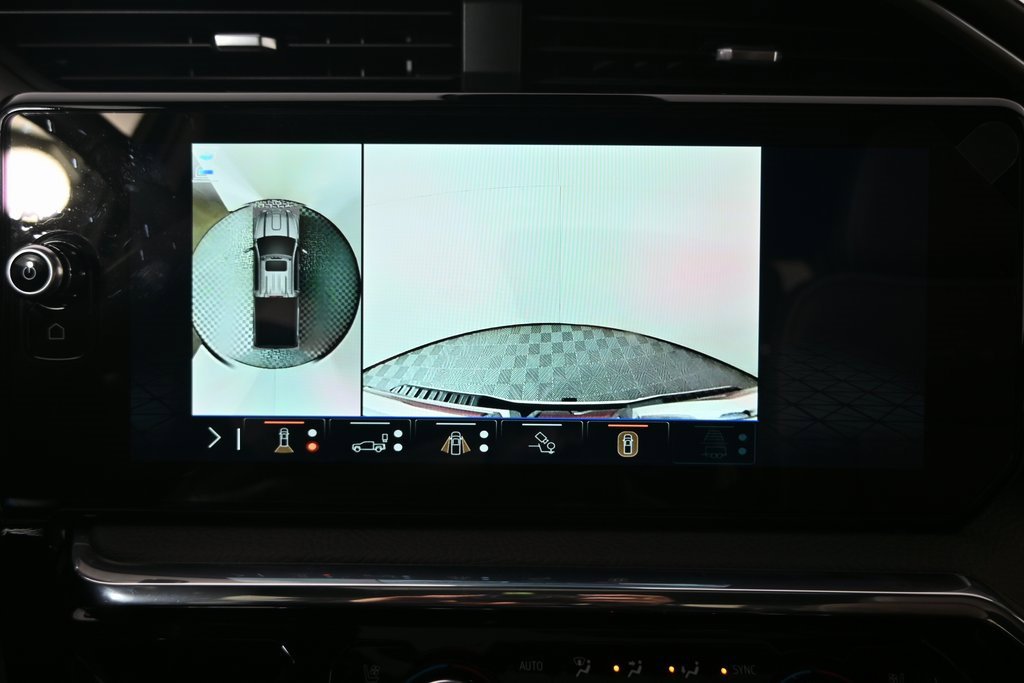 Used 2025 GMC Sierra 3500 Denali w/ Denali Reserve Package image 29