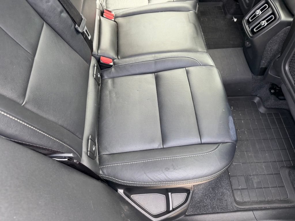 Used 2019 Volvo XC40 T5 Momentum AWD/4WD image 18