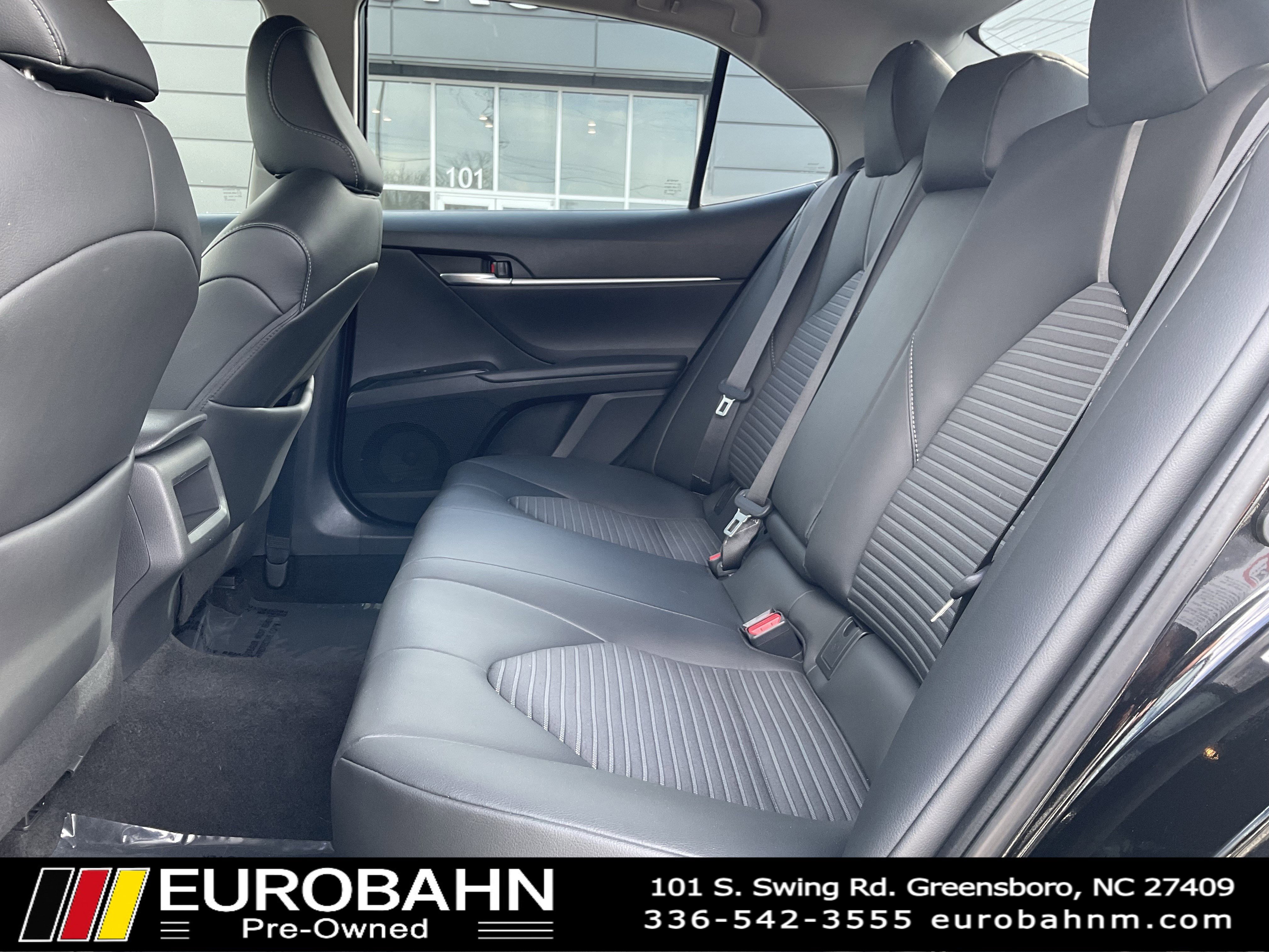 Used 2018 Toyota Camry L image 10