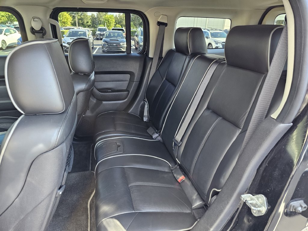 Used 2010 HUMMER H3 Luxury AWD/4WD image 15