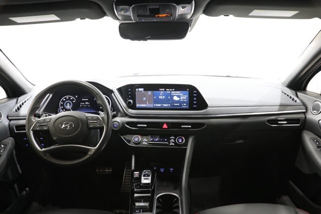 Used 2021 Hyundai Sonata SEL Plus w/ Tech Package FWD image 12