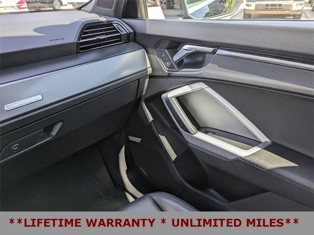 Used 2024 Audi Q3 2.0T Premium image 18
