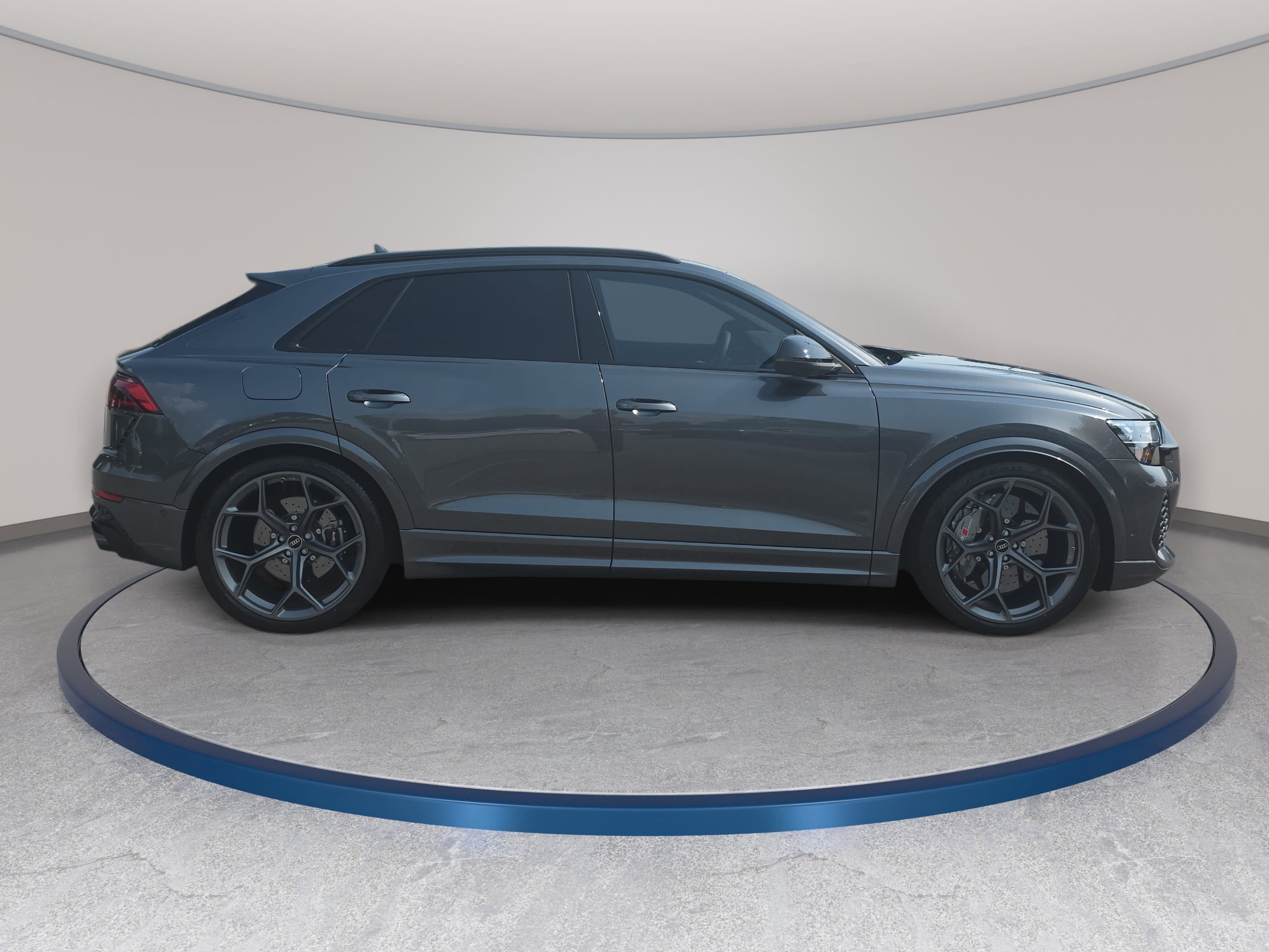 Used 2025 Audi RS Q8 performance AWD/4WD image 4