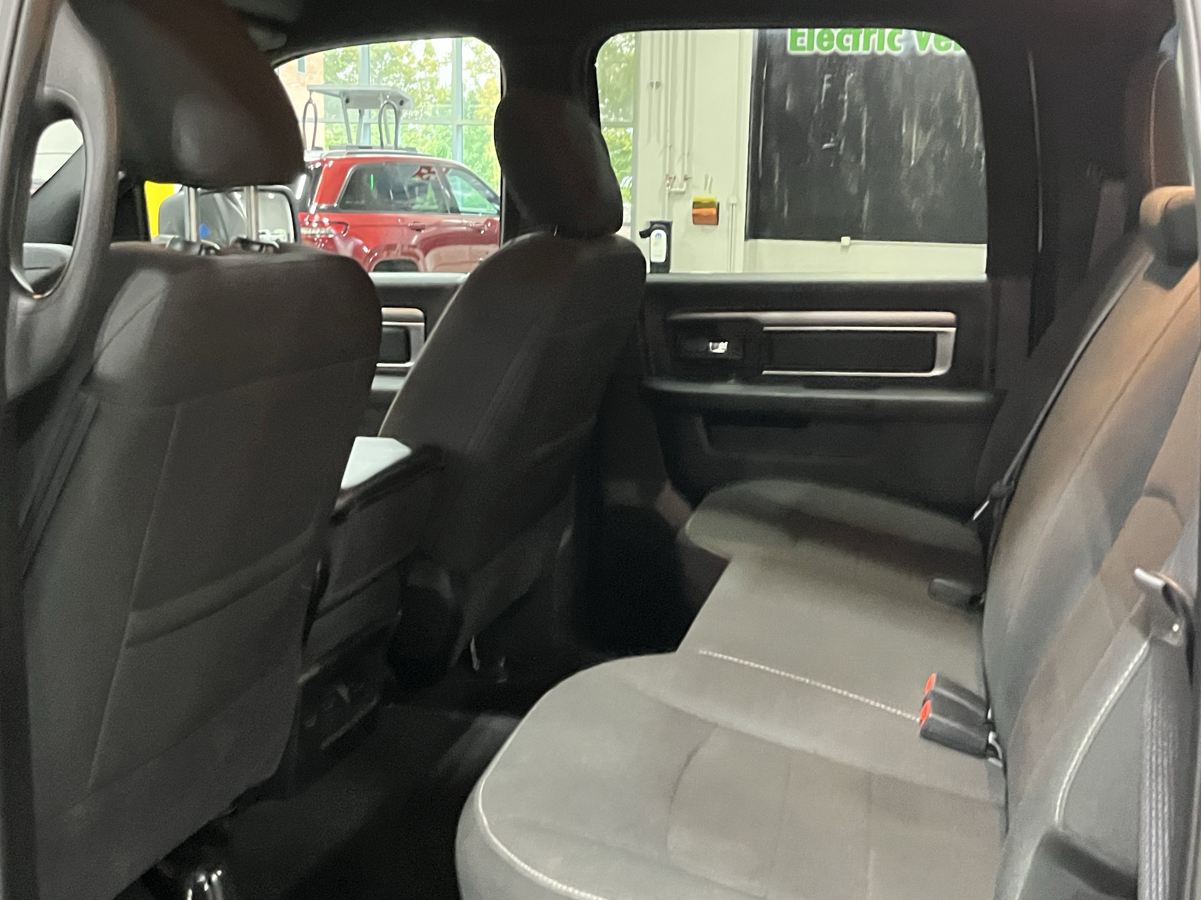 Used 2024 RAM 1500 Classic Warlock image 14