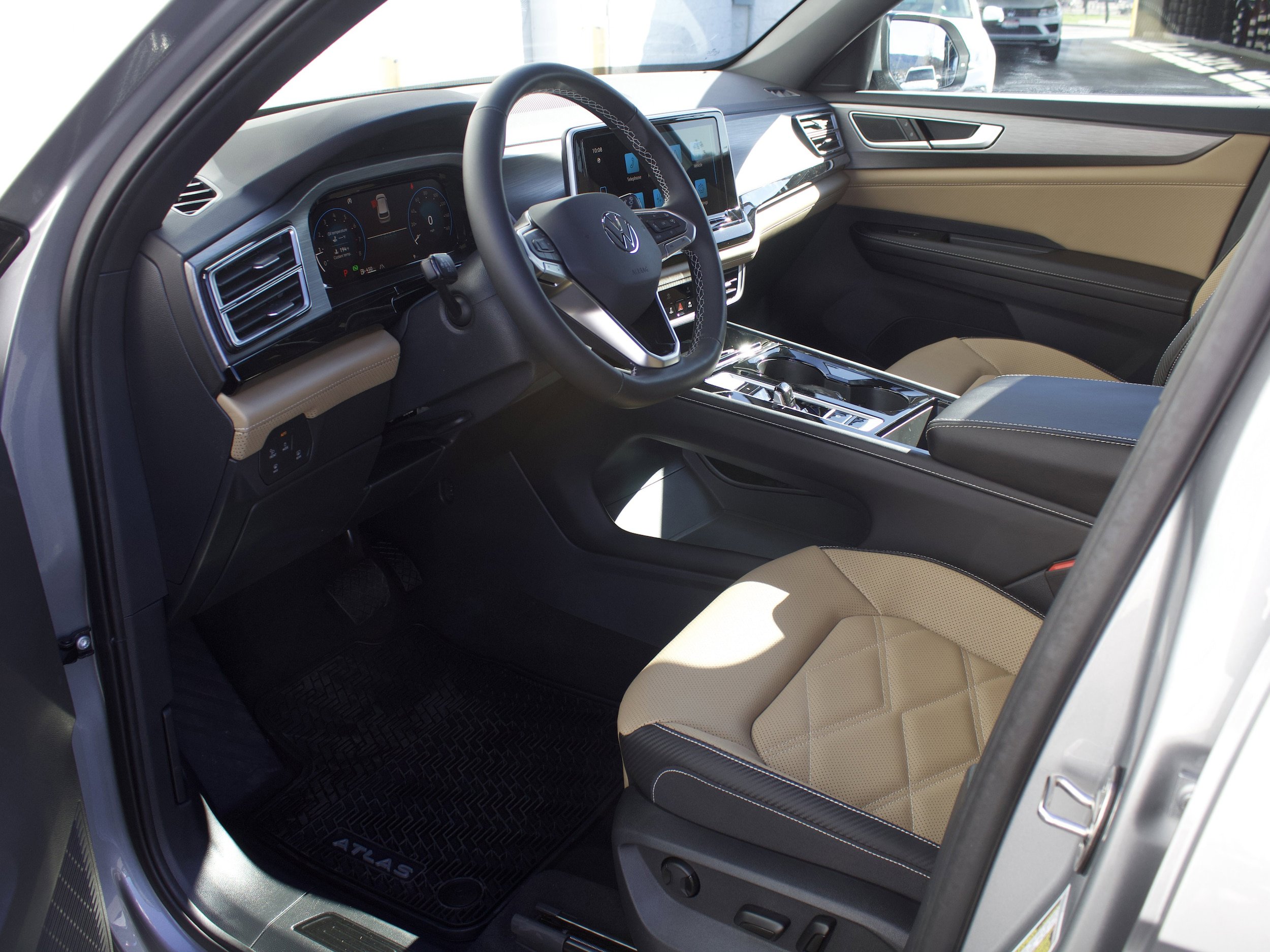New 2026 Volkswagen Atlas Cross Sport SE AWD/4WD image 10
