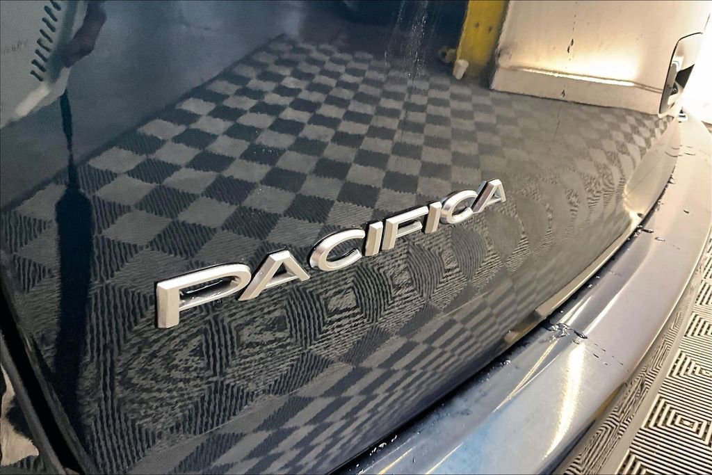 Used 2022 Chrysler Pacifica Pinnacle image 30
