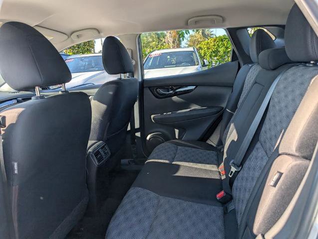 Certified 2021 Nissan Rogue Sport SV FWD image 12