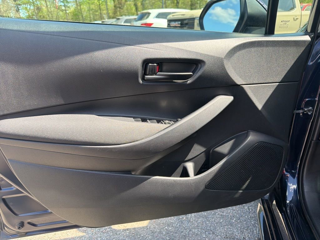 Used 2024 Toyota Corolla LE FWD image 12