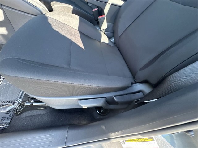 New 2025 Nissan Kicks Play S image 2