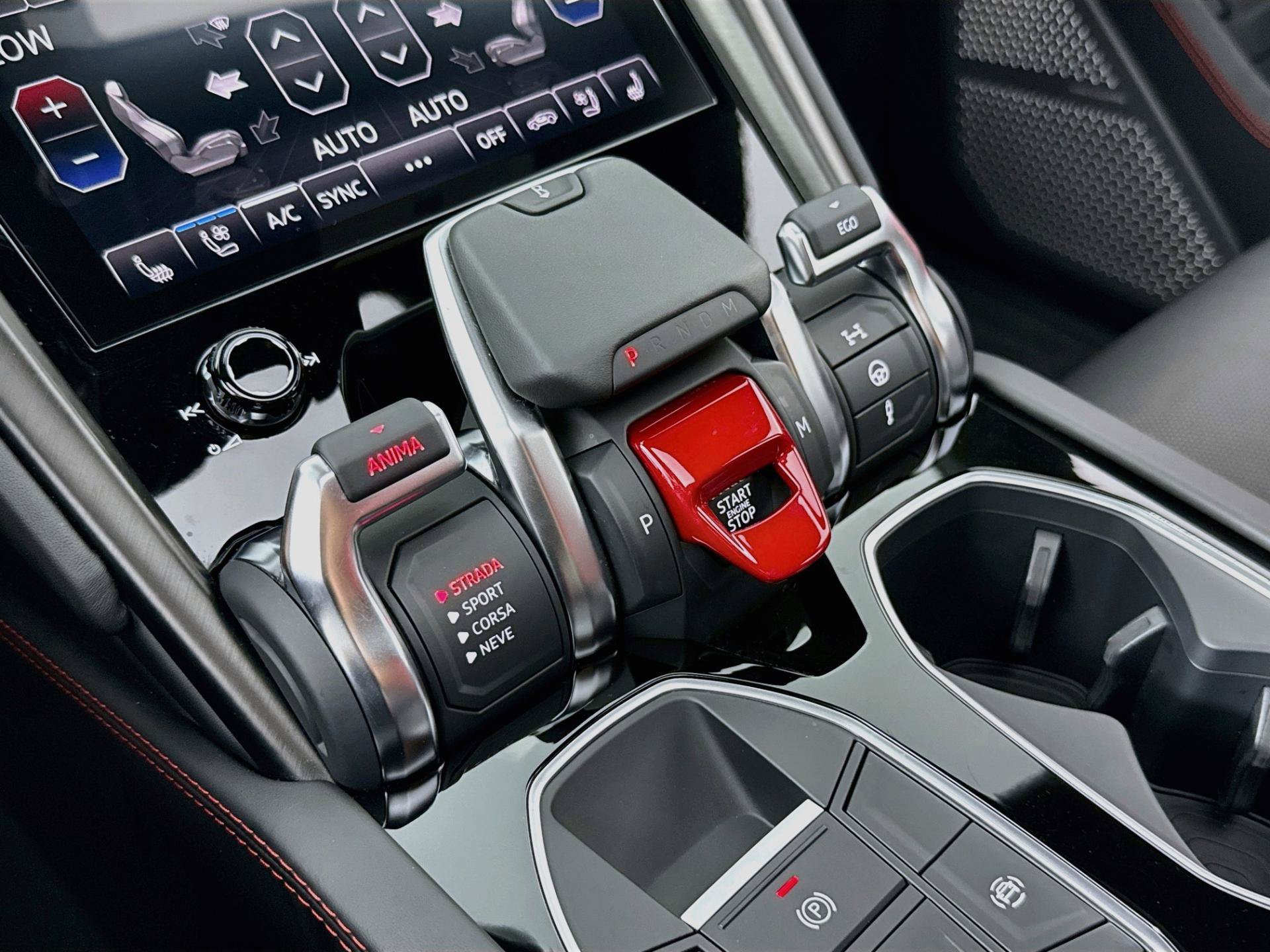 Used 2024 Lamborghini Urus S AWD/4WD image 19