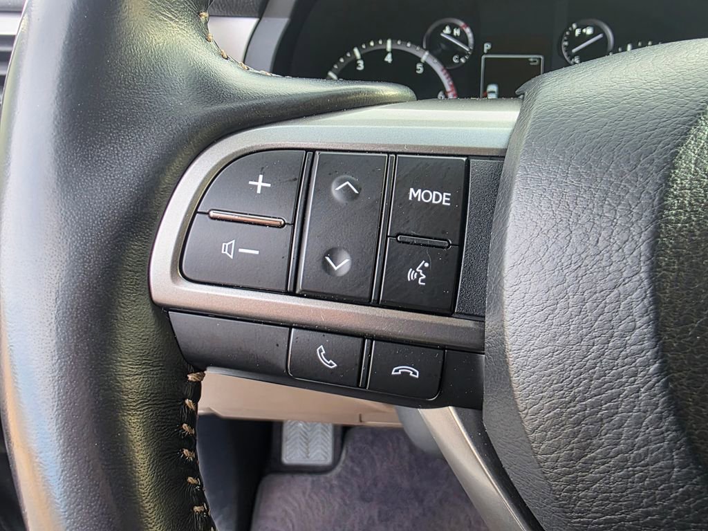 Used 2022 Lexus GX 460 Luxury image 12