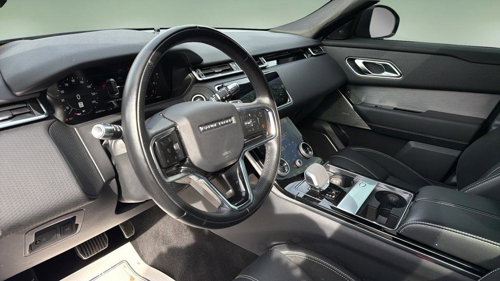 Used 2021 Land Rover Range Rover Velar R-Dynamic S image 12