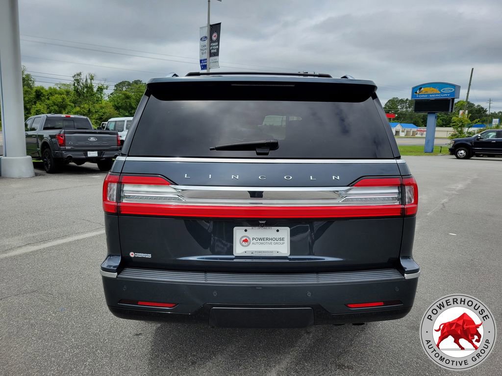 Used 2021 Lincoln Navigator Reserve w/ Luxury Package AWD/4WD image 5