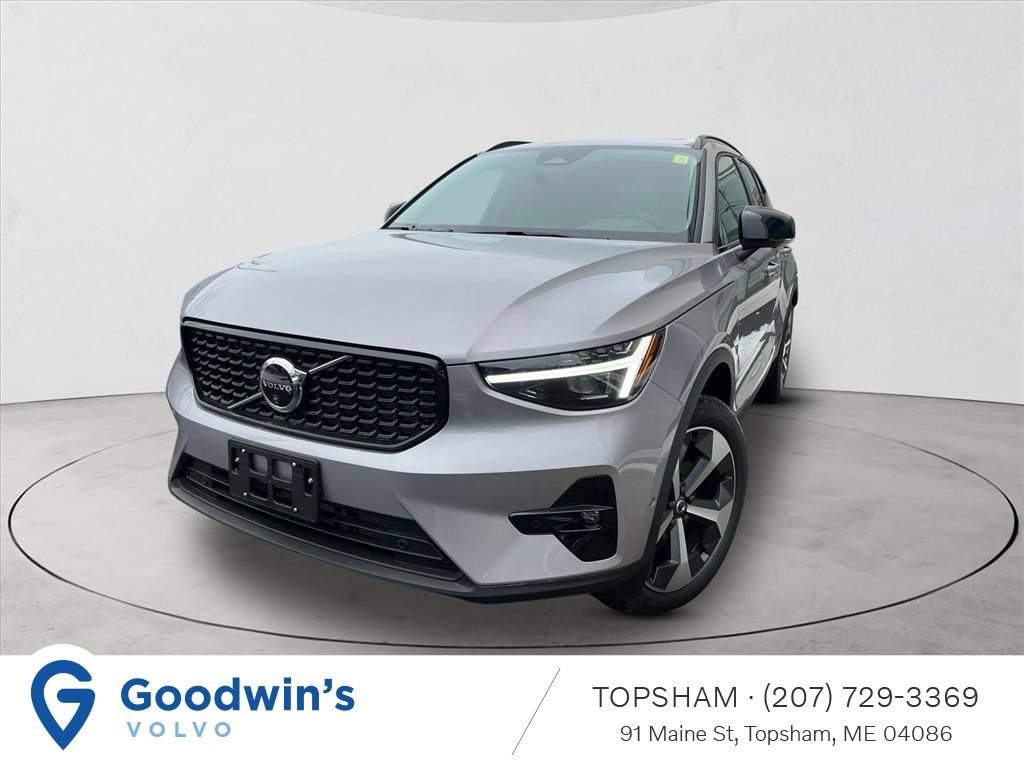 New 2026 Volvo XC40 B5 Plus w/ Protection Package Premier