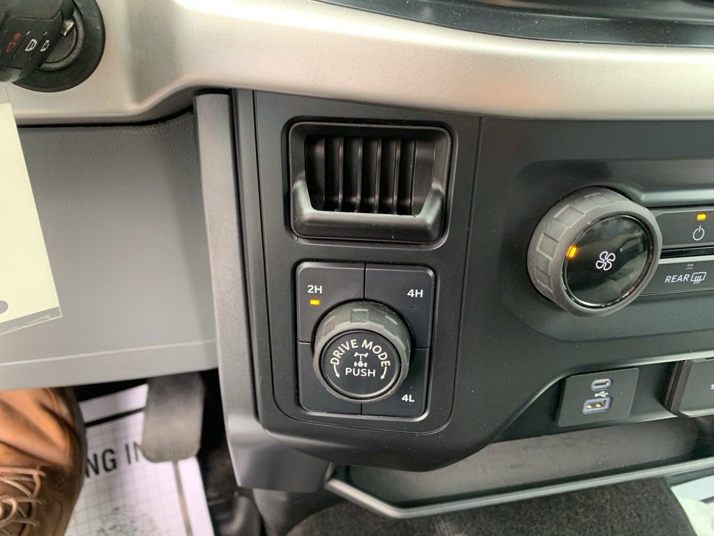 Used 2021 Ford F150 XLT w/ FX4 Off-Road Package image 25