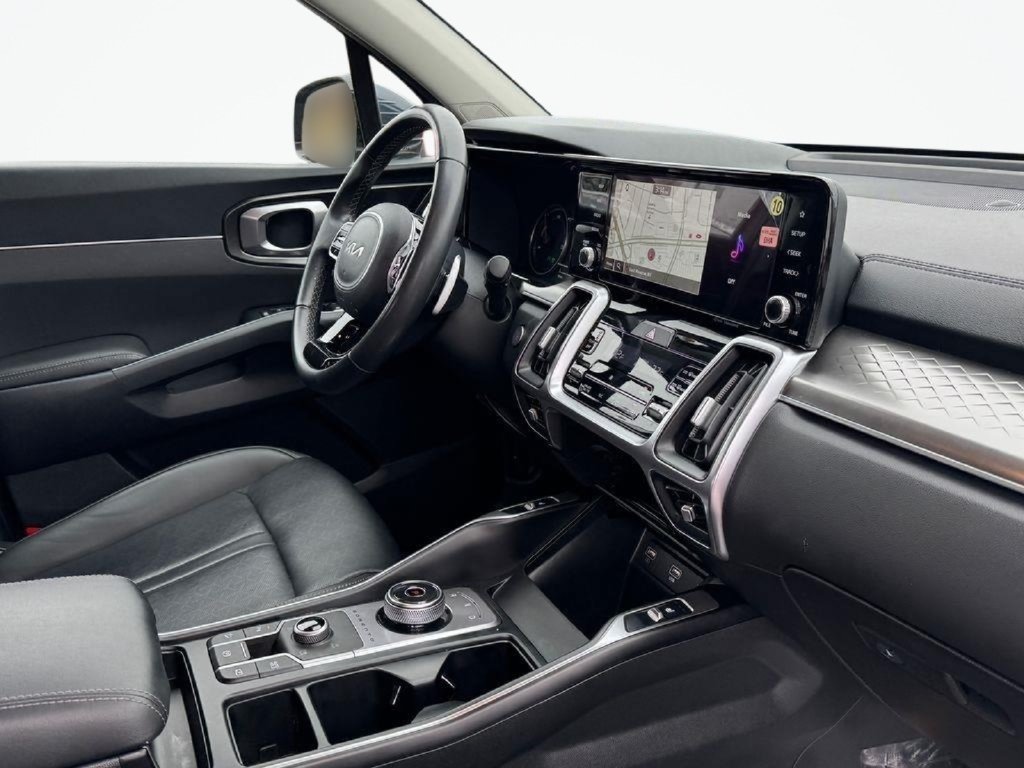 Used 2023 Kia Sorento EX AWD/4WD image 28