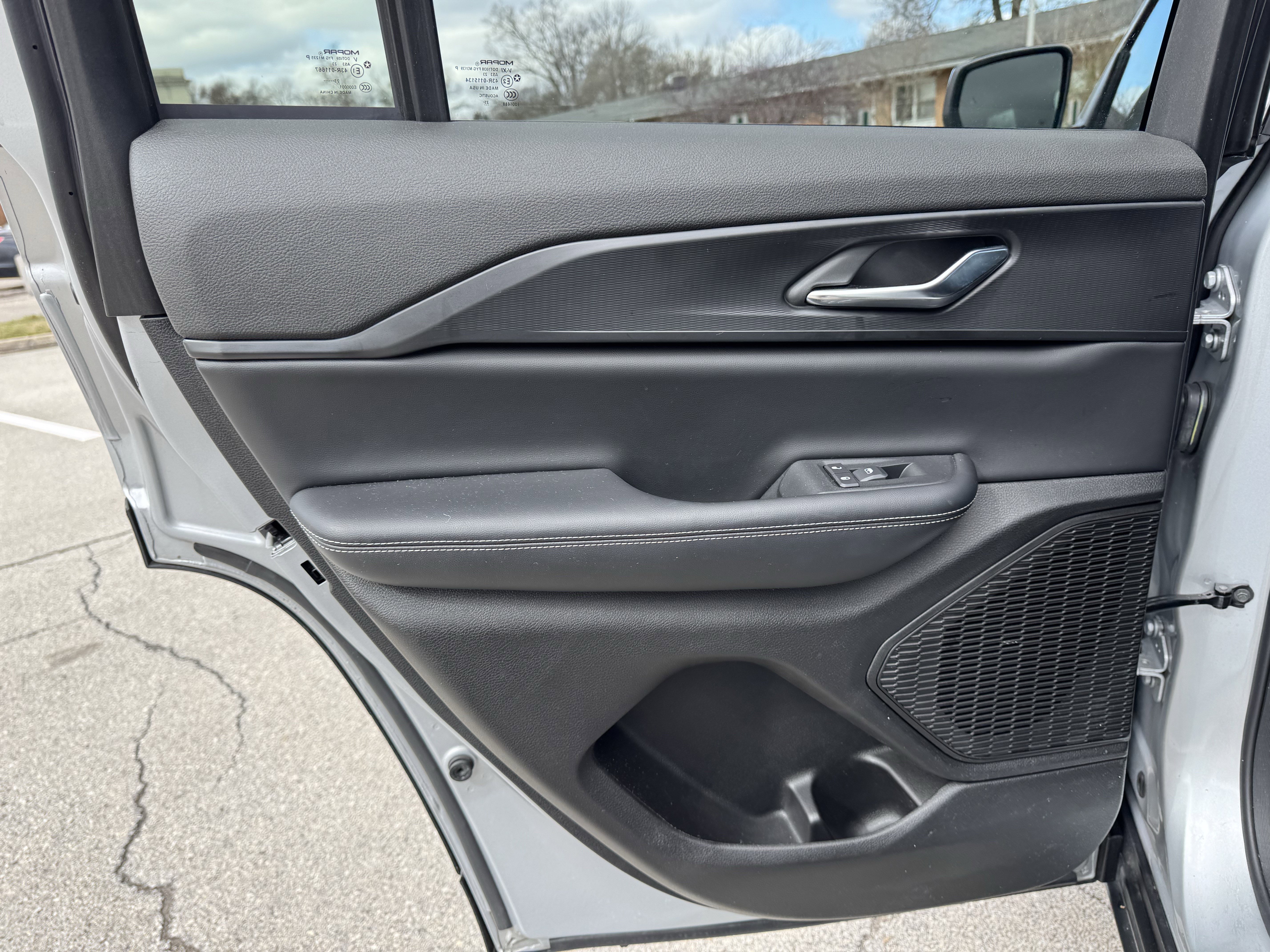 Used 2024 Jeep Grand Cherokee Laredo w/ MOPAR Finishing Package image 30