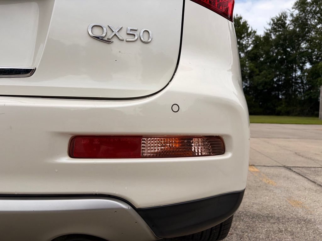 Used 2016 INFINITI QX50 2WD w/ Premium Plus Package image 32
