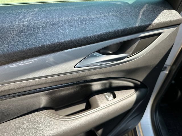 Used 2018 Buick Regal Preferred AWD/4WD image 10