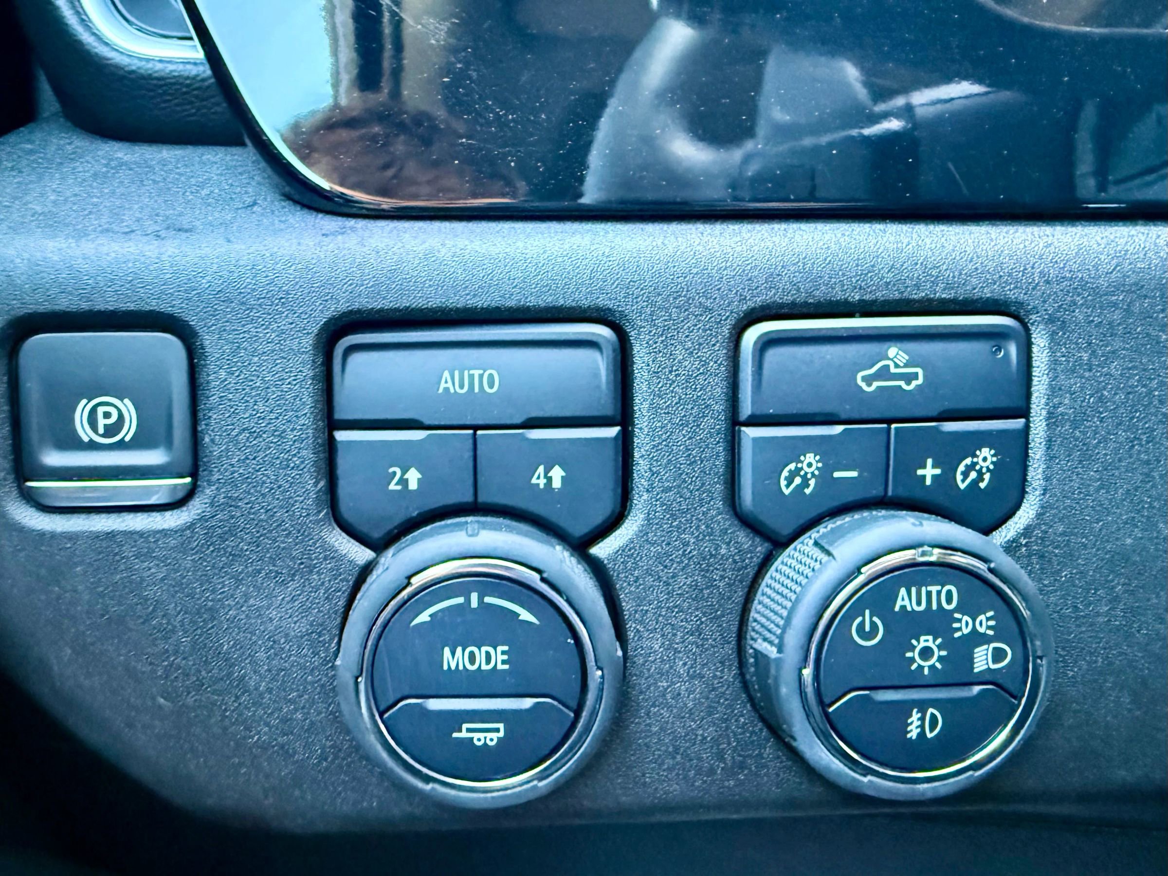 Used 2024 Chevrolet Silverado 1500 RST image 23