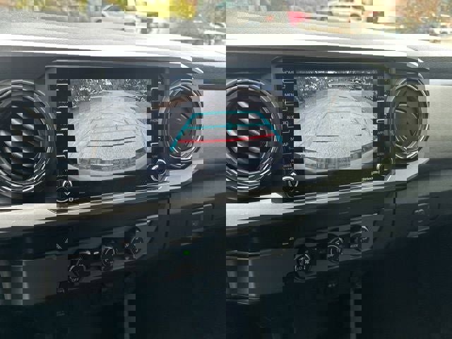 Used 2022 Toyota Tacoma SR5 image 22