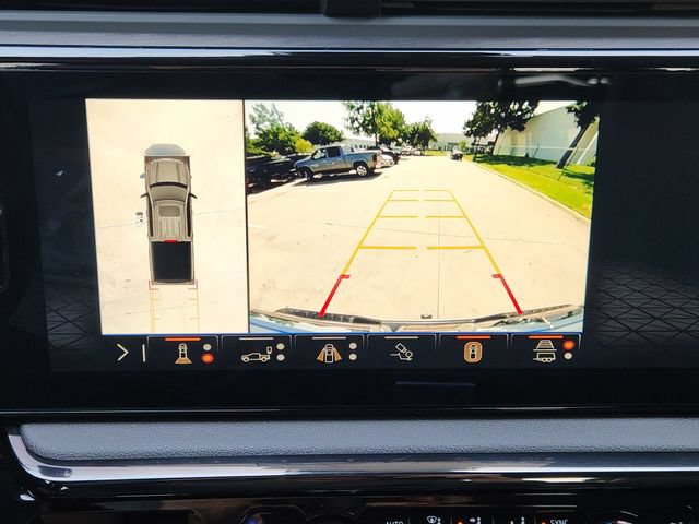 Used 2024 GMC Sierra 1500 AT4 w/ Technology Package AWD/4WD image 19