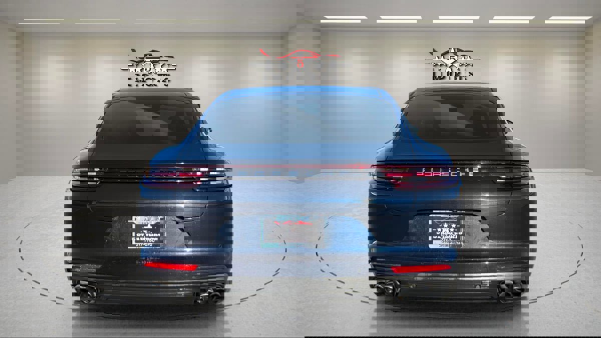 Used 2019 Porsche Panamera image 4