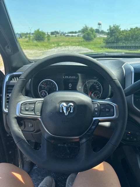 Used 2025 RAM 2500 Big Horn AWD/4WD image 9