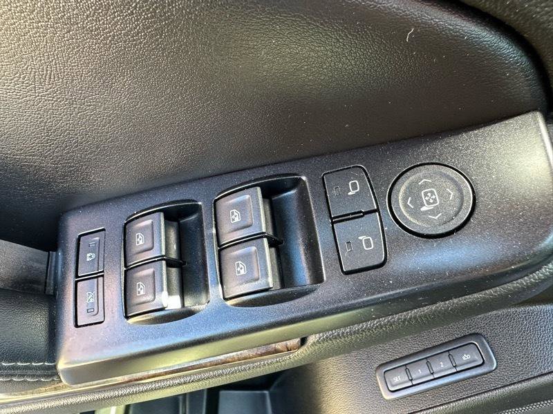 Used 2019 Chevrolet Tahoe LT RWD image 10