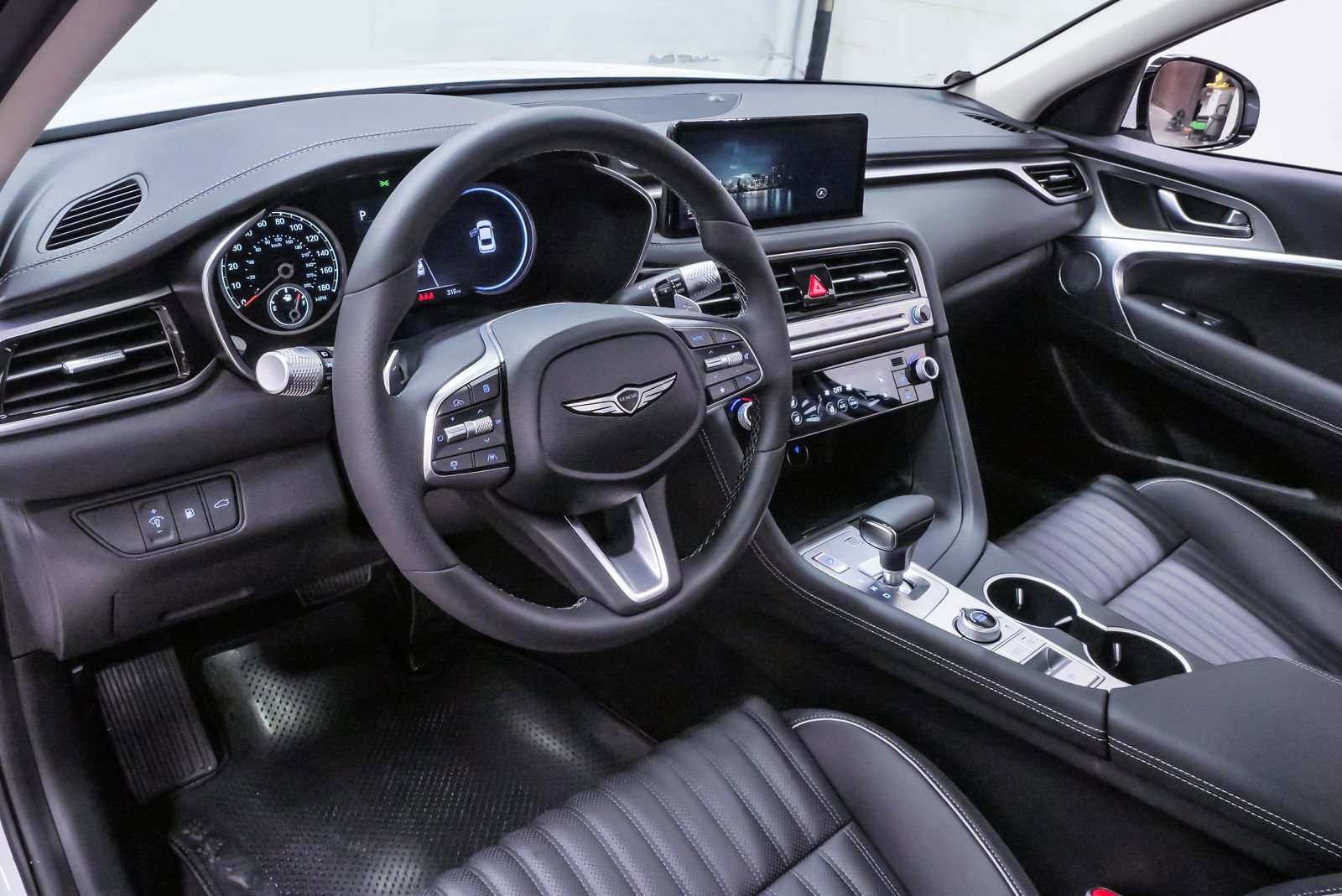 Certified 2026 Genesis G70 2.5T Prestige image 2