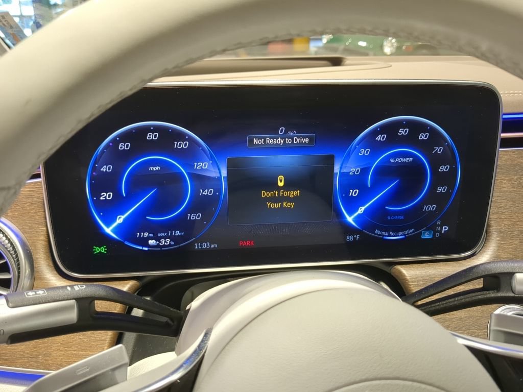 Used 2023 Mercedes-Benz EQS 450+ 4MATIC Sedan image 13