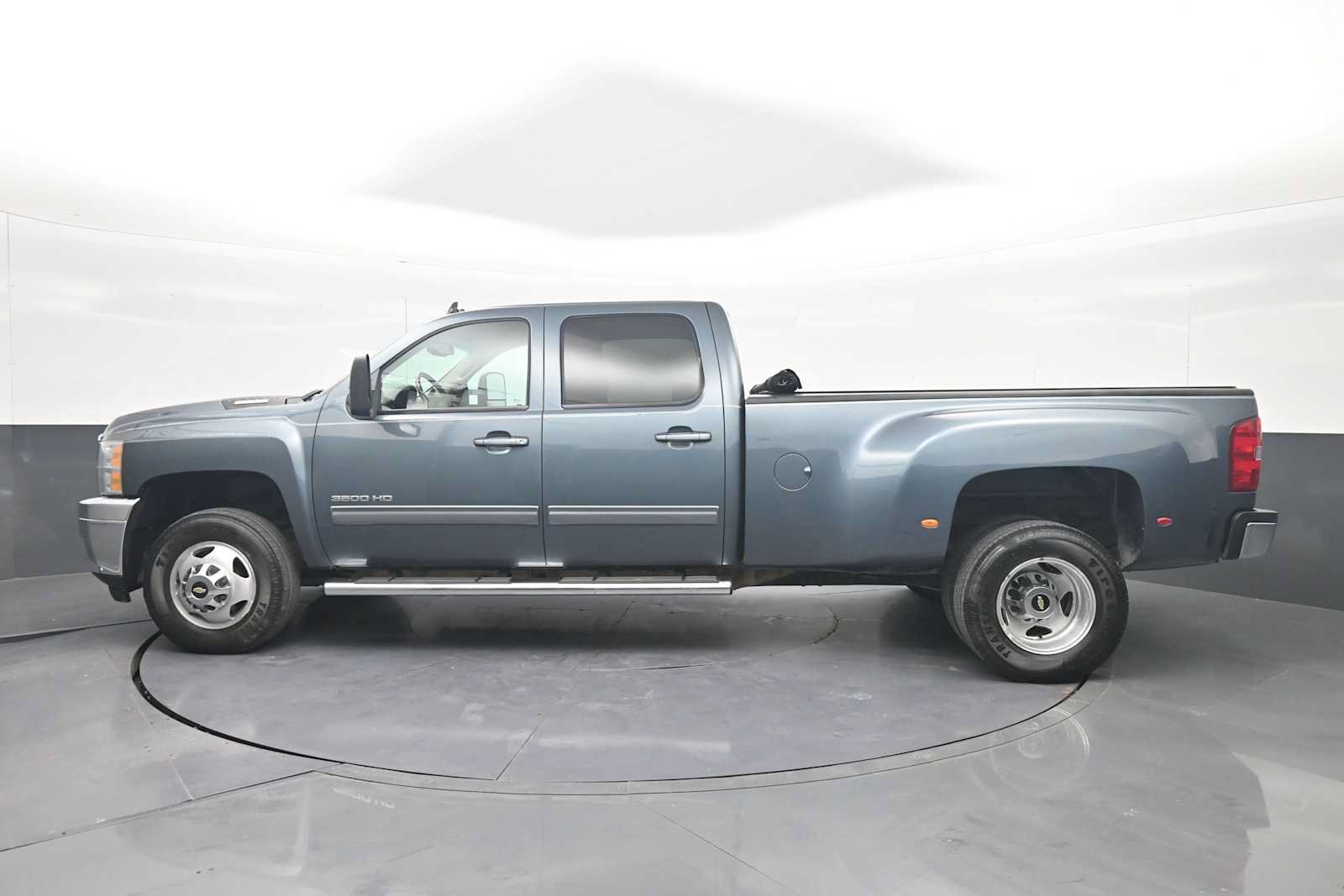 Used 2012 Chevrolet Silverado 3500 LTZ AWD/4WD image 5