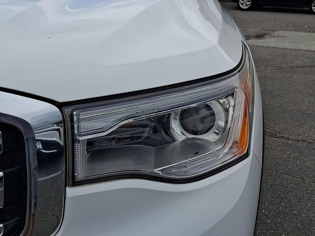Used 2017 GMC Acadia SLE FWD image 11