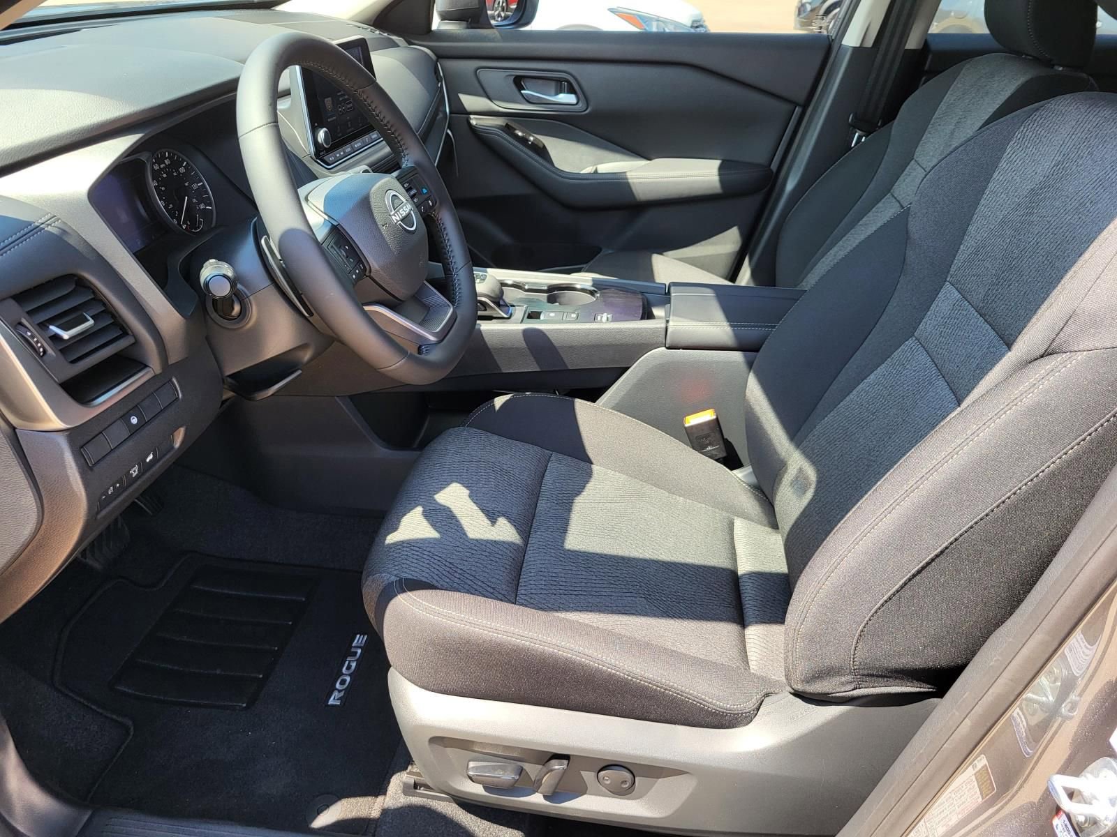 New 2026 Nissan Rogue SV image 18